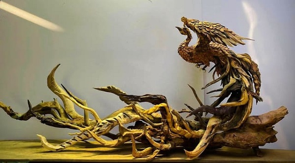 Tượng gỗ để bàn làm việc